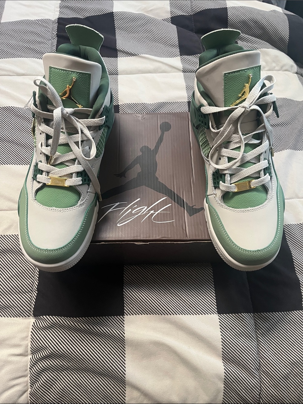 Jordan Kids' Retro Sneakers - Green/White with Gold Accents